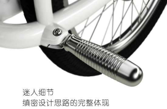 导语:电动车,即电力驱动车辆,又名电驱车。通常说的电动车是以电池作为能量来源,通过控制器、电机等部件,将电能转化为机械能运动,以控制电流大小改变速度的车辆。门罗的这款新能源电动车,是电动车界的颜值担当,并且它当之无愧。 门罗新能源电动车 门罗新能源电动车共有四个版本,包括基础版、标准版、动力版和定制版。门罗新能源电动车拥有精湛工艺,已经达到了欧盟认证标准的严格考究,在精湛工艺的基础上创造人类驾驶的崭新可能。门罗新能源电动车采用UV紫外线光固化喷漆工艺,反复施涂打磨及遮蔽,令车身耐磨、耐腐蚀、耐紫外线。优